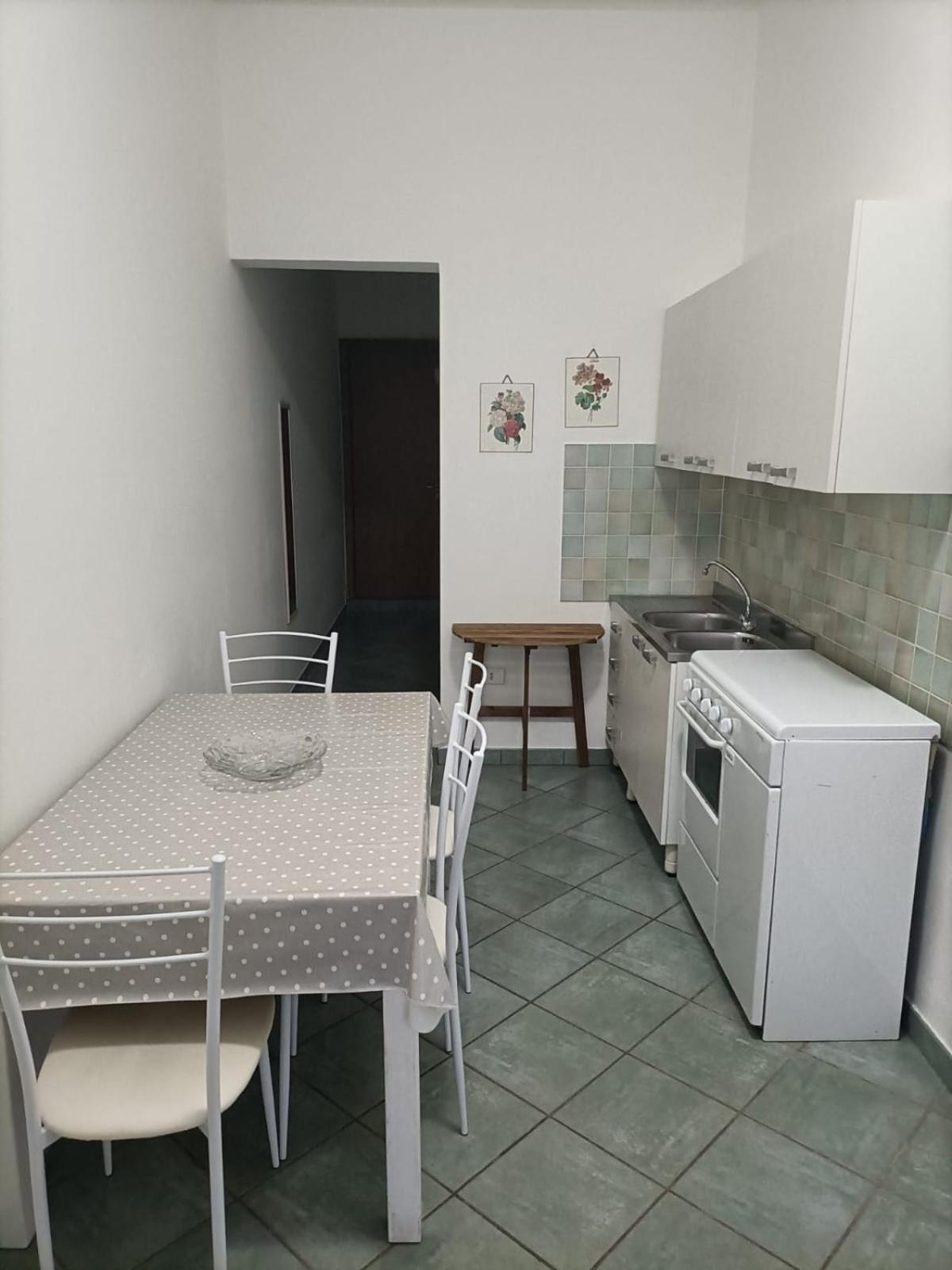 Casa Martina Leilighet Santa Maria al Bagno Eksteriør bilde